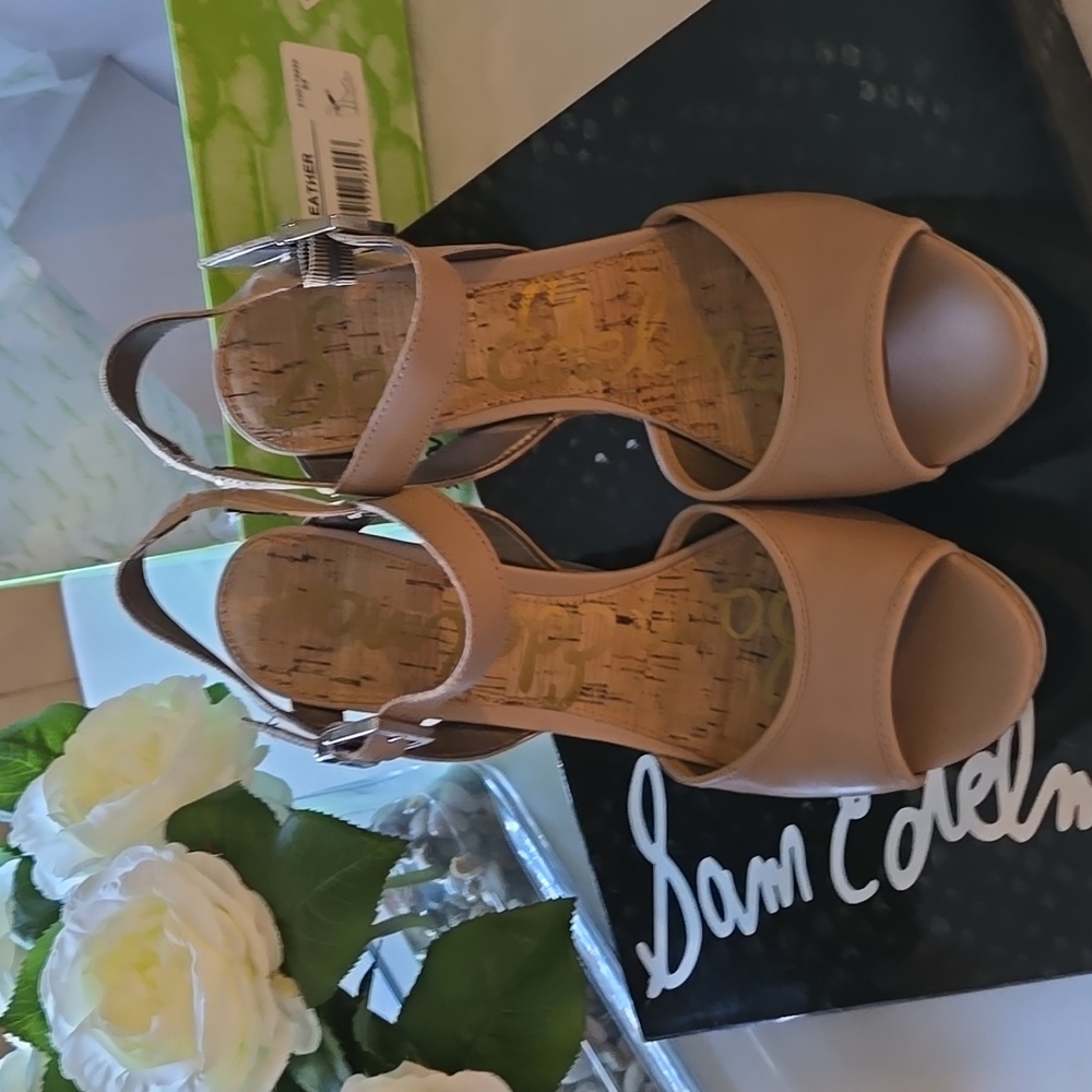 Sam Edelman strap Wedge - Picture 6 of 8